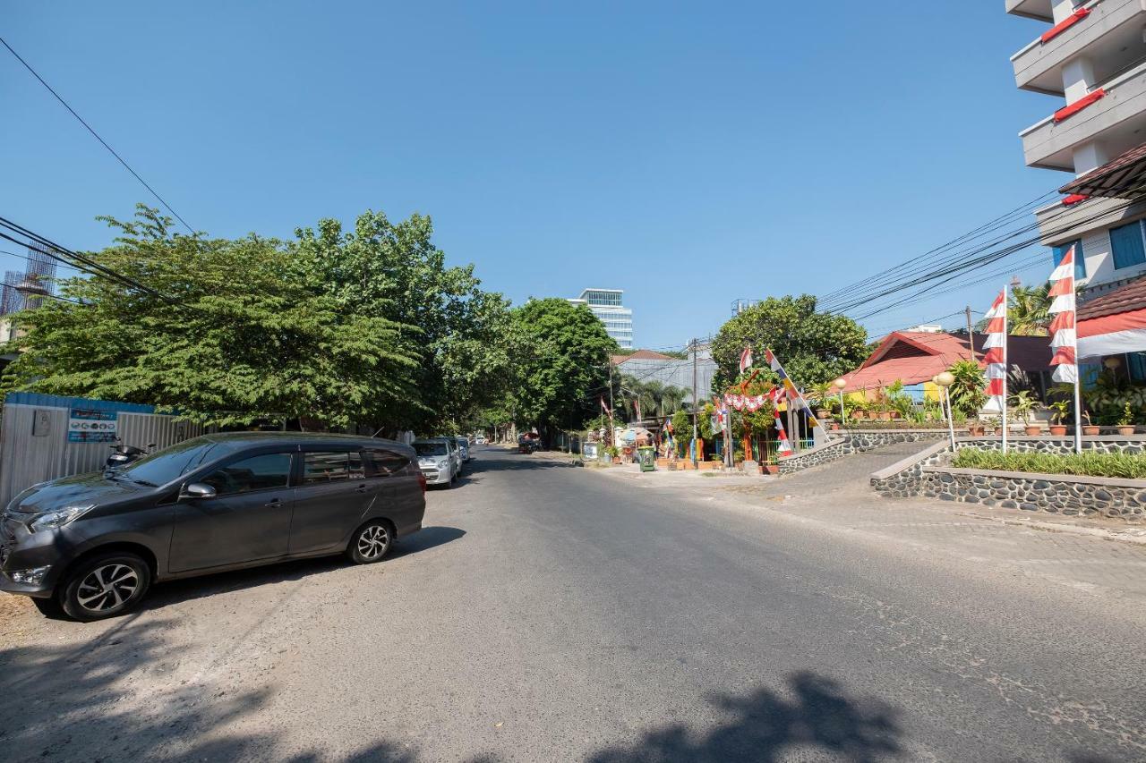 Oyo 628 Losari Metro Makassar Esterno foto